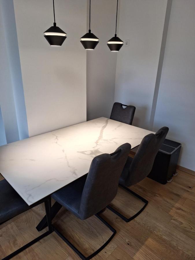 לובליאנה Guesthouse Flower מראה חיצוני תמונה
