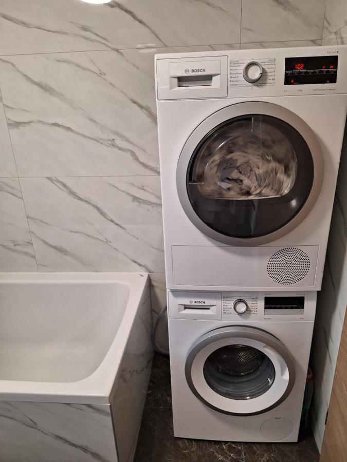 לובליאנה Guesthouse Flower מראה חיצוני תמונה