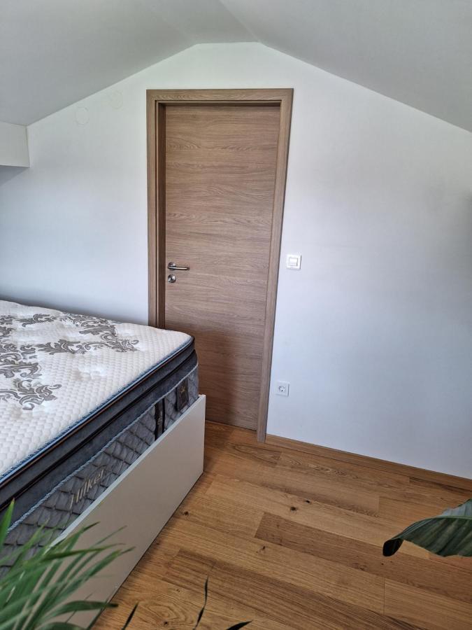 לובליאנה Guesthouse Flower מראה חיצוני תמונה