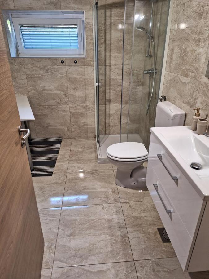 לובליאנה Guesthouse Flower מראה חיצוני תמונה